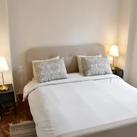 Apartment Aegina-town-old-center *